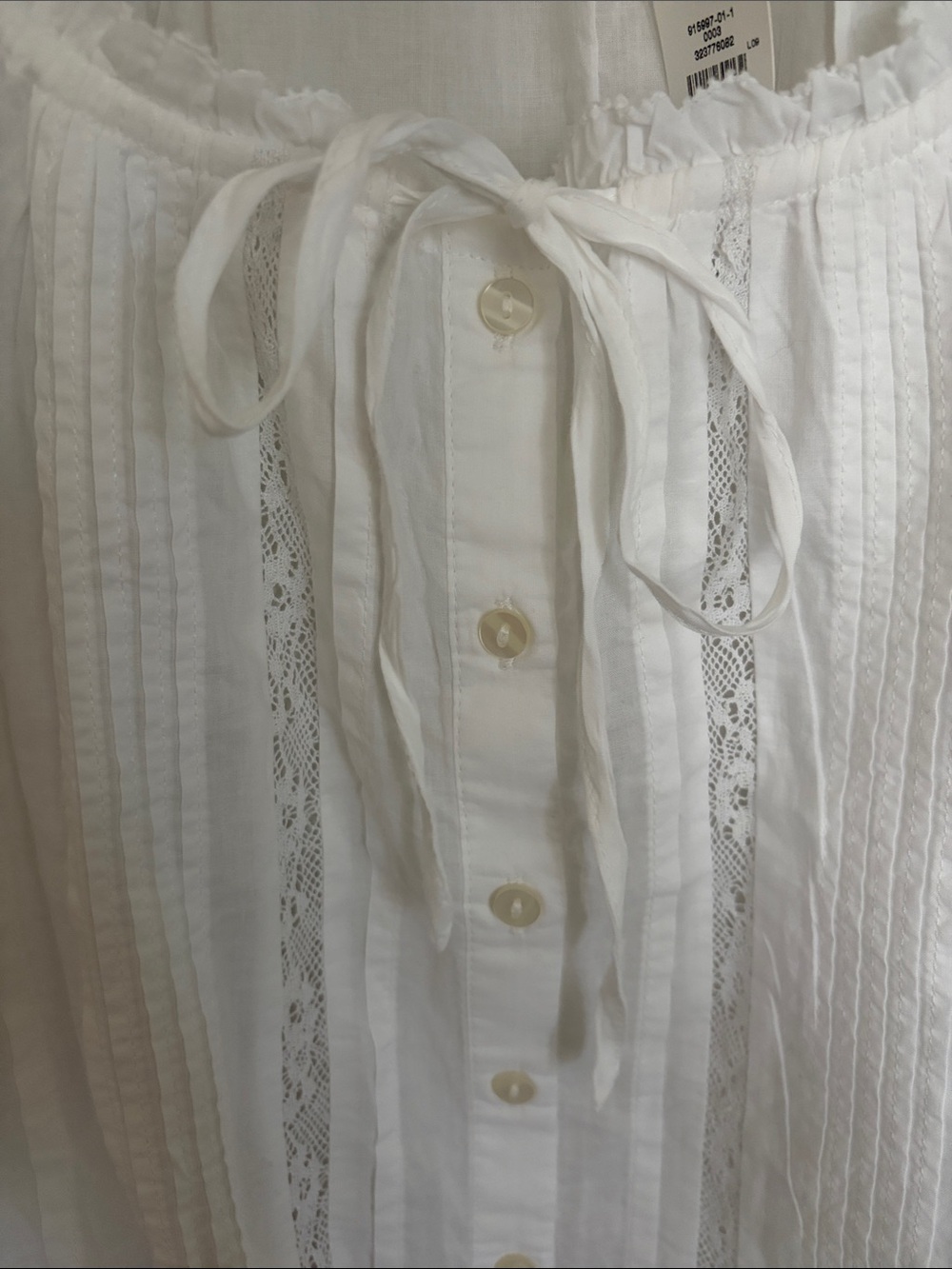 White crop lace tie blouse - Picture 5 of 6